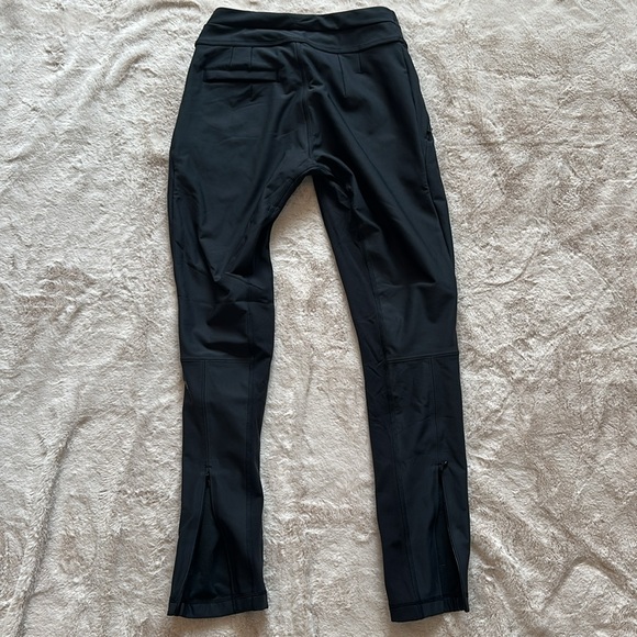 NWOT lululemon cold weather jogger - size 4 - Picture 2 of 13